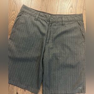 Oneill Shorts Men’s Size 34 Gray Pinstriped Flat Front Knit Chino Skate Surf